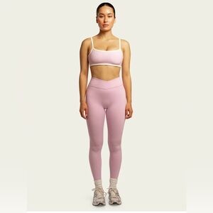 437 Pink High-Waist V Leggings